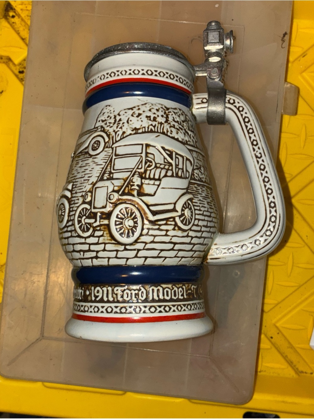 Ceramic 1911 Ford Model T Commemorative Beer Stein - White/Blue/Red
